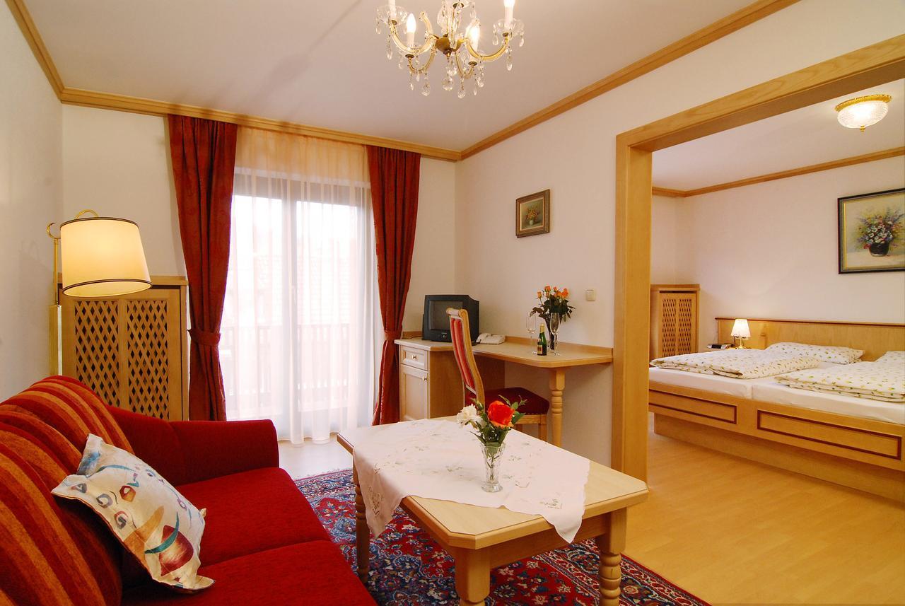 Hotel Am Kureck บาดวิสเซ ภายนอก รูปภาพ